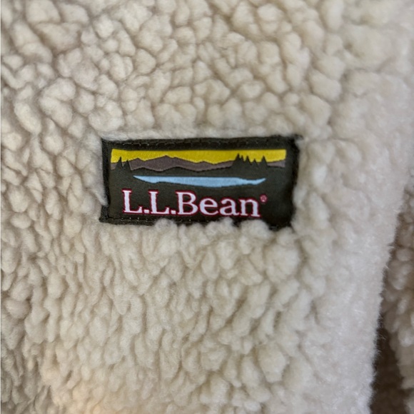 L.L. Bean Mountain Pile Sherpa Jacket - Picture 6 of 16